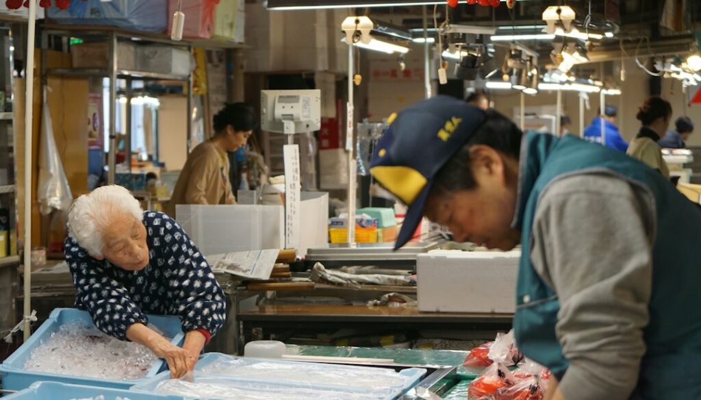 魚市場の鮮魚売場