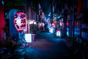 東京の夜の街並み